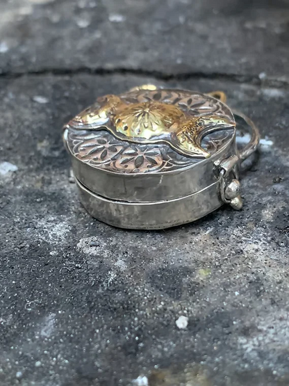 ✨100% Handmade Silver Triple Moon & Tree of Life Locket