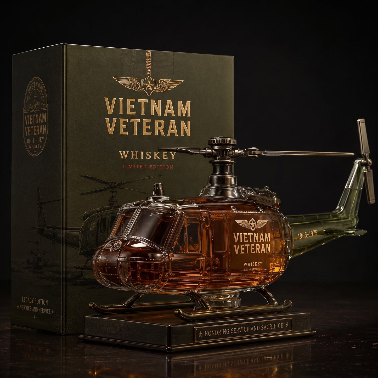 🇺🇸🚁🎖️Vietnam Veteran Military Helicopter 1965-1975 Whiskey Bottle