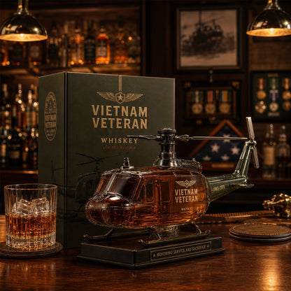 🇺🇸🚁🎖️Vietnam Veteran Military Helicopter 1965-1975 Whiskey Bottle
