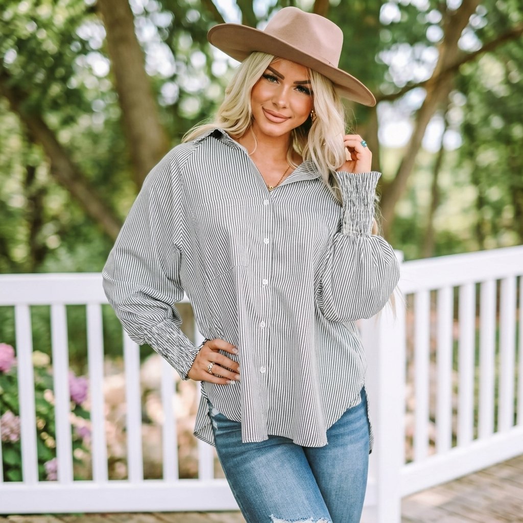 🔥Last Day 49% OFF🔥Chic Striped V-Neck Blouse: Oversized Fit & Smocked Cuffs